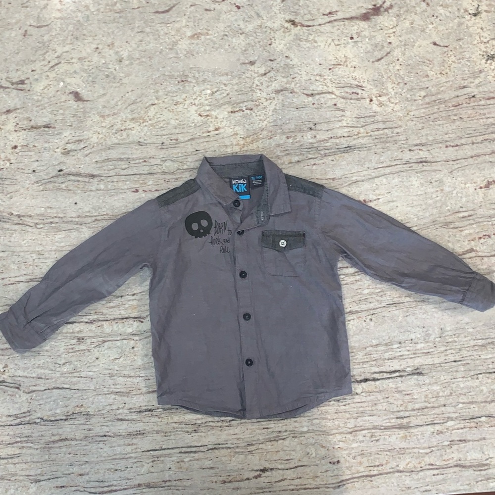 Koala Kik long sleeve gray button up skull shirt